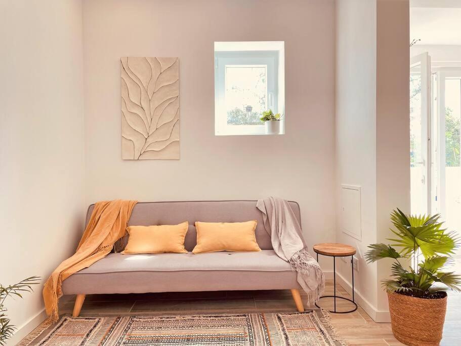 Cozy Apartment With Private Courtyard Barcarena Zewnętrze zdjęcie